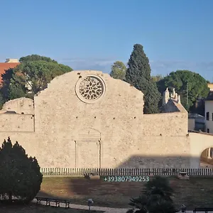 Sami - Teatro A 400 Mt - Ortigia A 1500 Mt - Syrakus